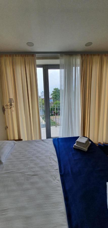 Evropa Hotel กากรา ภายนอก รูปภาพ