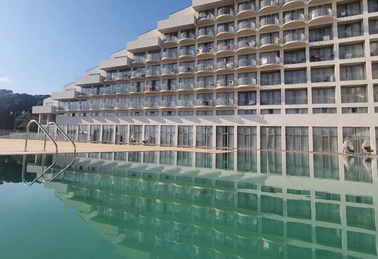 Evropa Hotel กากรา ภายนอก รูปภาพ